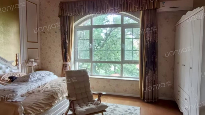 东京都高尔夫 独栋别墅 带大院子 满五税低-卧室A