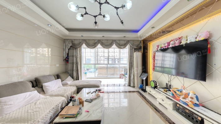 名仕雅阁二手房实景图