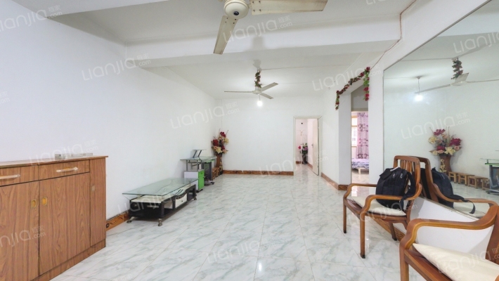 胜利街79号二手房实景图