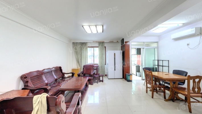 西河里新村二手房实景图