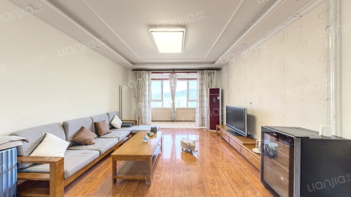 西江华府二手房实景图