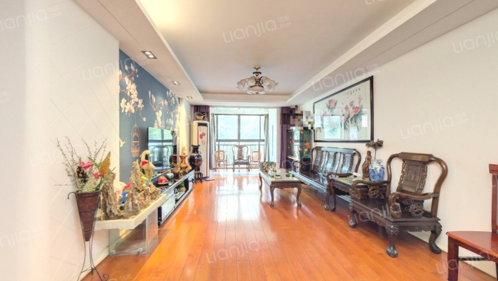 品阁公寓二手房实景图