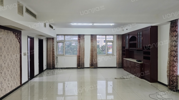 奥莱新天地二手房实景图