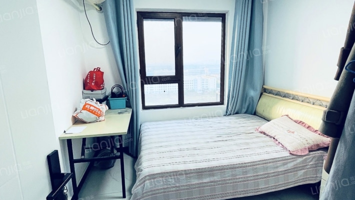 南北通透三居室 精装修 采光视野好 配套齐全-卧室A