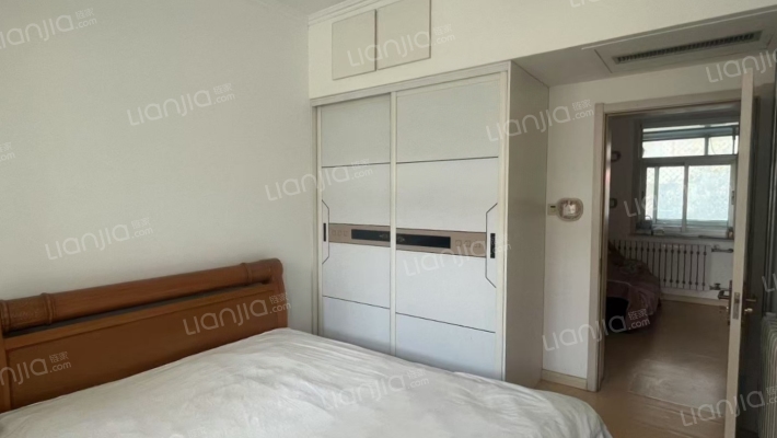 财政局东院二手房实景图