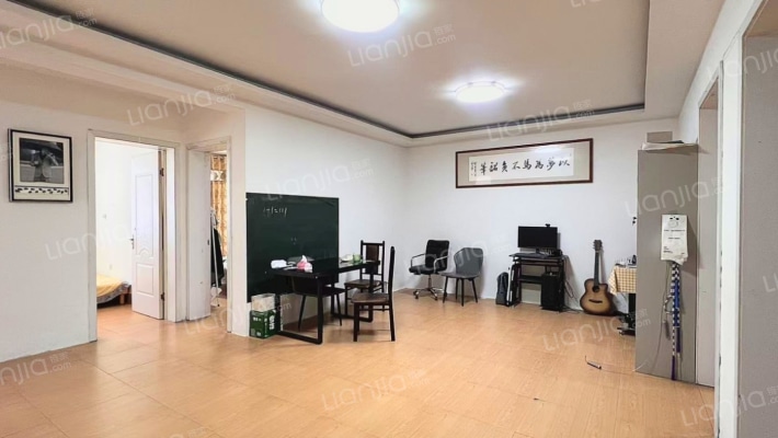 友谊商城二手房实景图