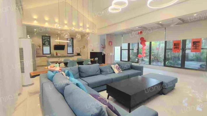 绿城蓝湾小镇·麓云居二手房实景图