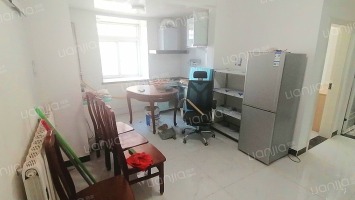 南北通透格局好单位房 不收物业费-客厅