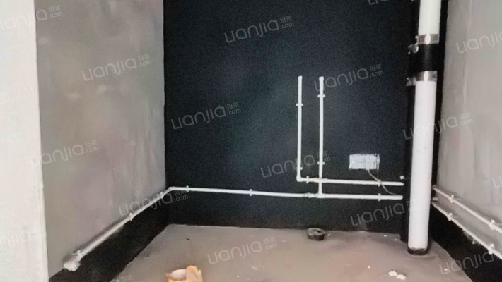 农大 南北通透大三居 停车免费 物业费低-卫生间B