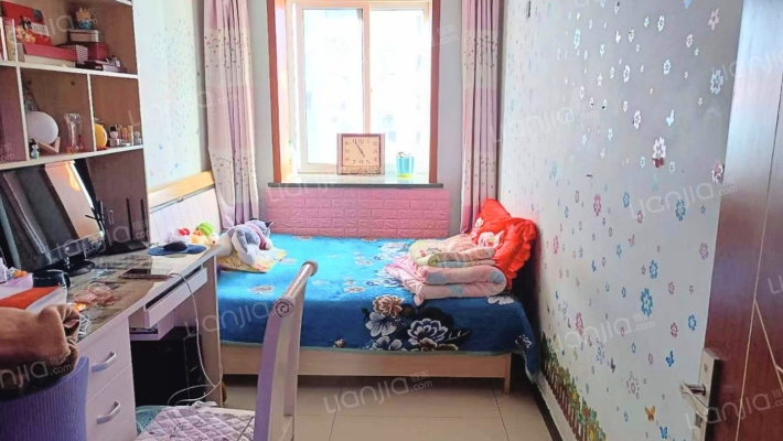 业主诚心出售榆州新城北区两居室满五唯一带地下室-卧室B