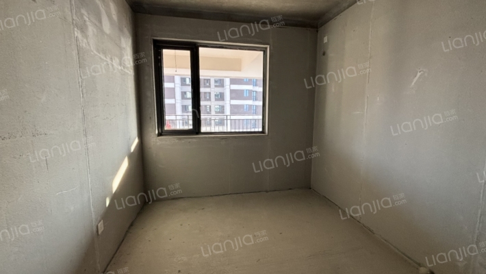 花田路南北通透的大三居第四代住宅电梯入户-卧室C