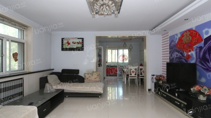 温馨小区二手房实景图