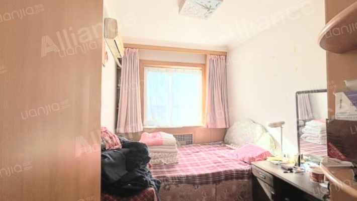 新安小区 3室2厅 南-卧室B