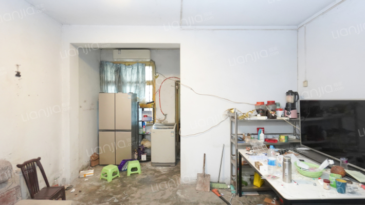 八角井社区一小区二手房实景图