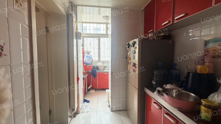 物探据家属院  集中供暖   配套齐全-厨房