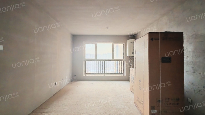 三利中和城B区大三居  格局好  价格可议-客厅