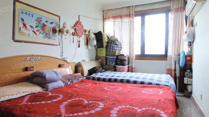 此房满2年，2室2厅一卫，看嘉陵江景色，视野好-卧室A