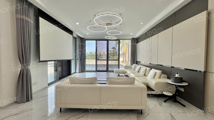 绿城蓝湾小镇·麓云居二手房实景图