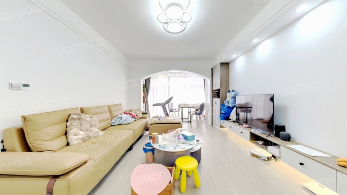 阳明国际花苑一二三期二手房实景图