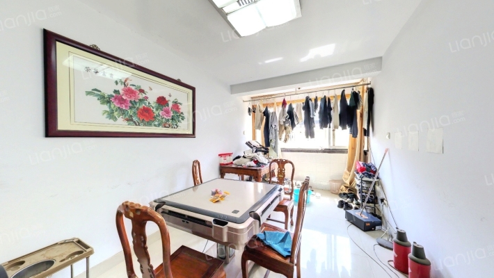 龙景花苑三区二手房实景图