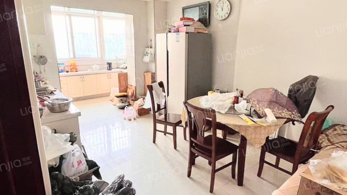 军怡家园复式 满二 精装修 方便看房-餐厅