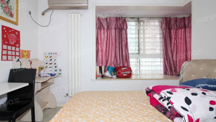 金域蓝湾2室 交通便利 小区环境干净舒适 适合居住-卧室B