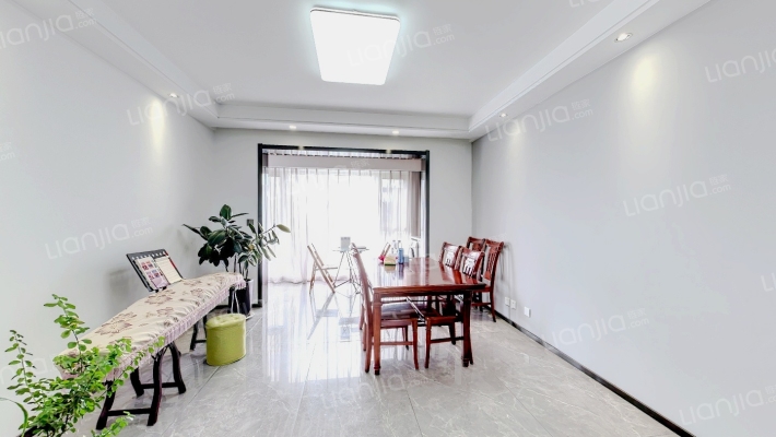 东台桃李天下二手房实景图