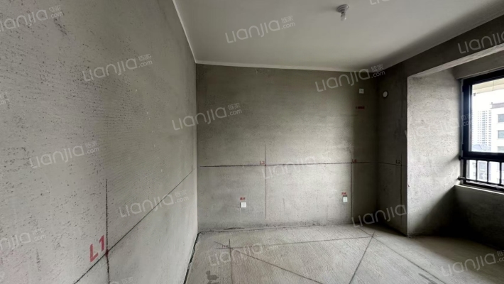 华阳东路品质社区凤麟府小洋房三居出售-卧室B