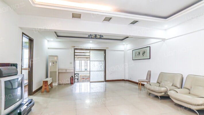 1818美食广场二手房实景图