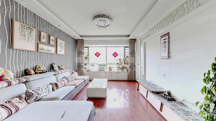 荷塘月色二手房实景图