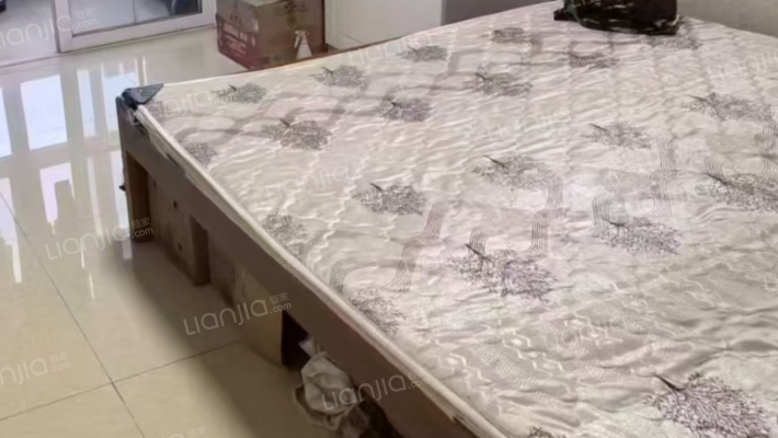 此房位置好，出门就是公园，买菜，购物，都很方便。-卧室A