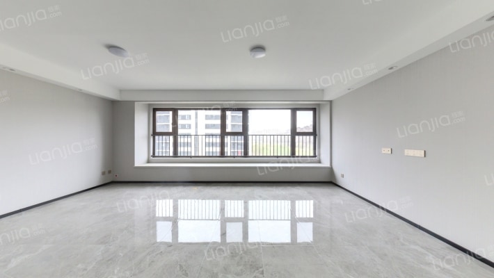 雪山万科城A13区云湾园二手房实景图