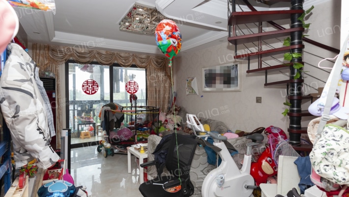 名门春天品苑二手房实景图