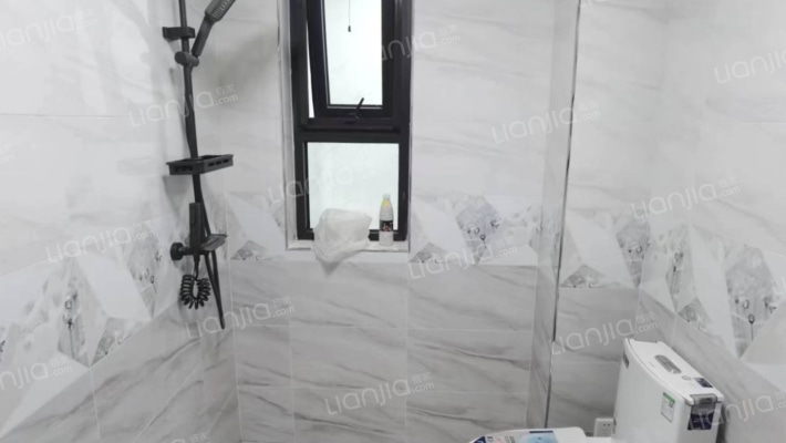 大社区 名物业 高绿化 精装小两居-卫生间