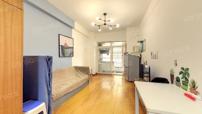 贝多小屋二手房实景图