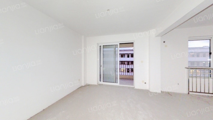 金御华府二手房实景图