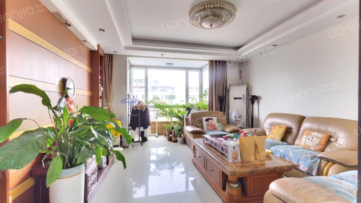 瑞德花园泽兰苑二手房实景图