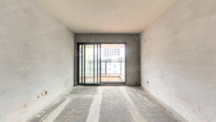 龙光天宸二手房实景图