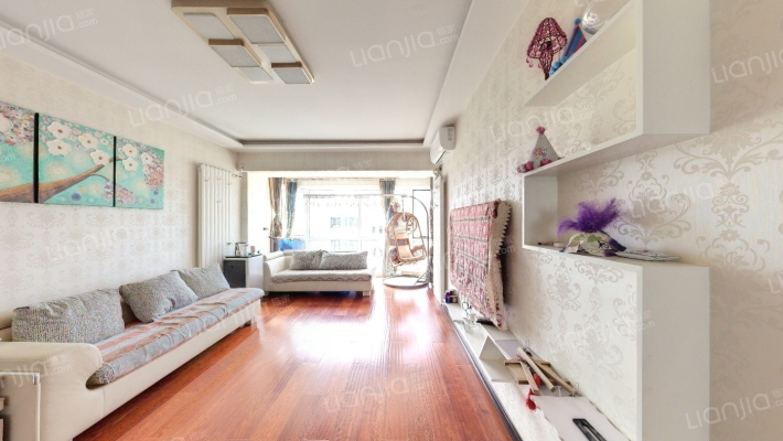 新港城二手房实景图