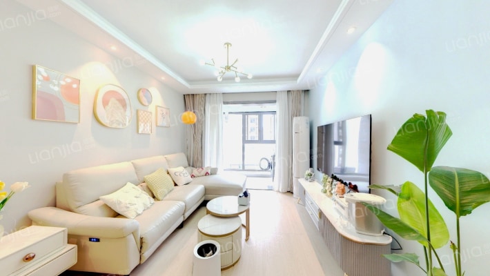 金辉优步湖畔二手房实景图