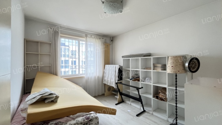 东安小区 3室2厅 南 北-卧室C