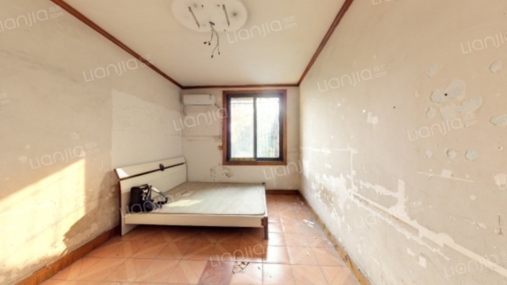 十二桥路16号附2号二手房实景图