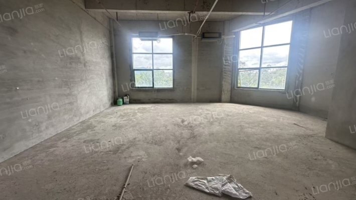 宇全清水湾二手房实景图