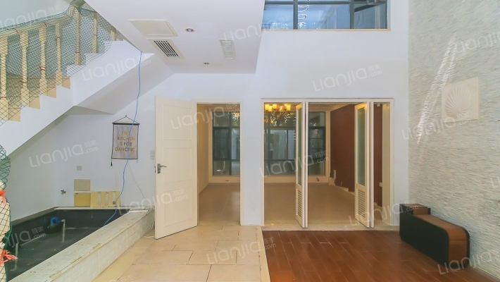 鲁能三亚湾高尔夫一区二手房实景图