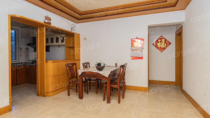 港中新村七区二手房实景图