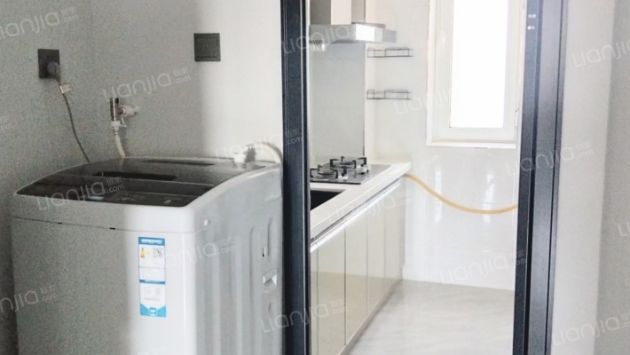 此房满五唯一 安静 所建设的社区口碑都不错-厨房