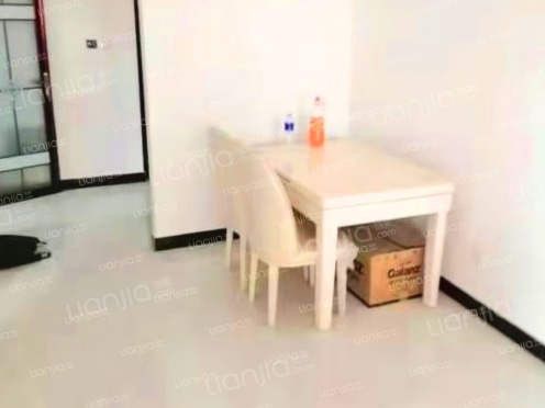 整租·鸿盛凯旋门 1室1厅 东/北