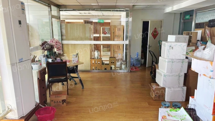 中天大厦(绿园区)二手房实景图