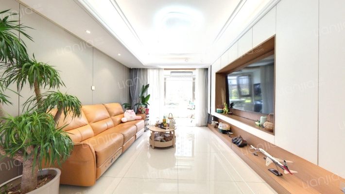 海宸花园臻园二手房实景图