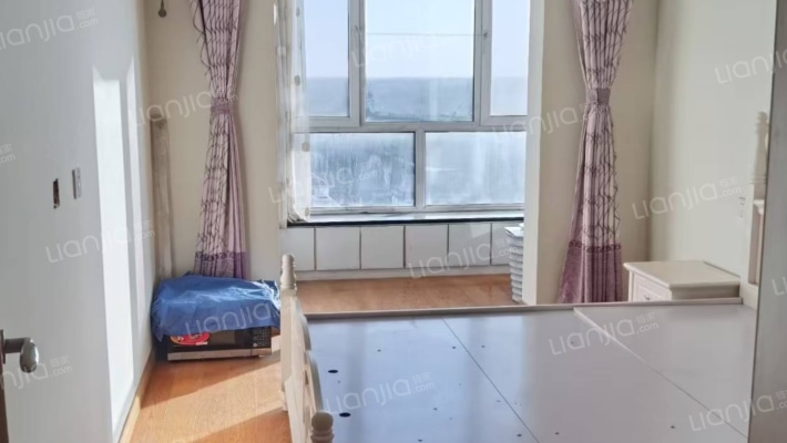 全天采光 纯南业主自住精装两居室-卧室A